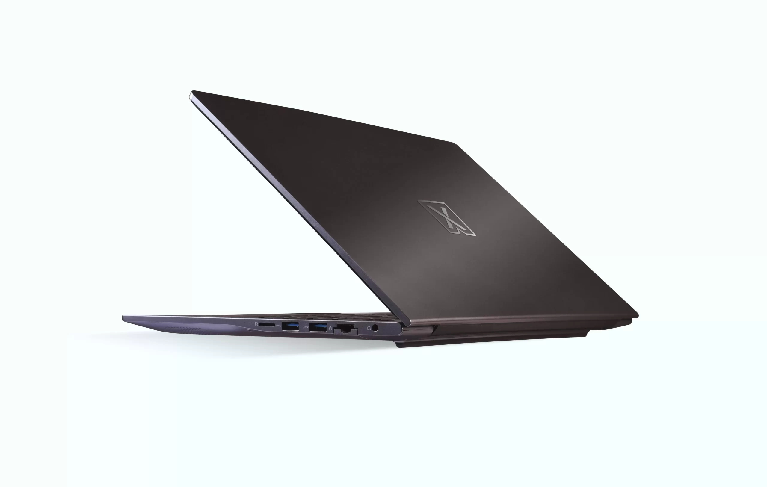 XBOOK B15 I7 13620H 32 1TB W11P 42095