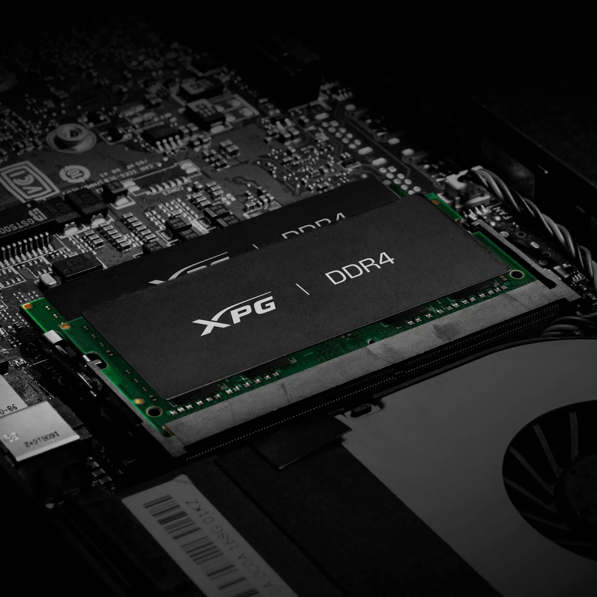 Memoria RAM XPG HUNTER ADATA AX4S32008G22-SBHN, 8 GB, DDR4, 3200MT/s, SODIMM CL-22 DISIPADOR ALUMINIO - Imagen 2